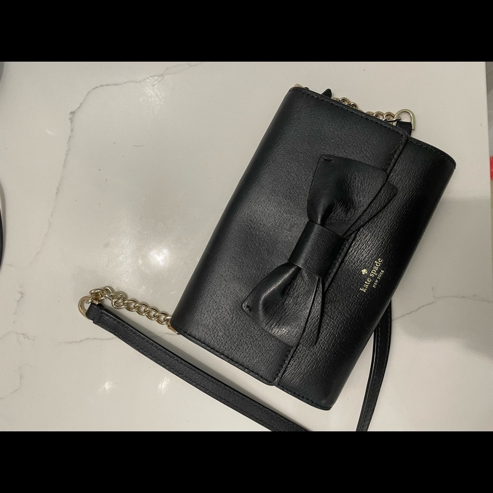 Black kate spade crossbody